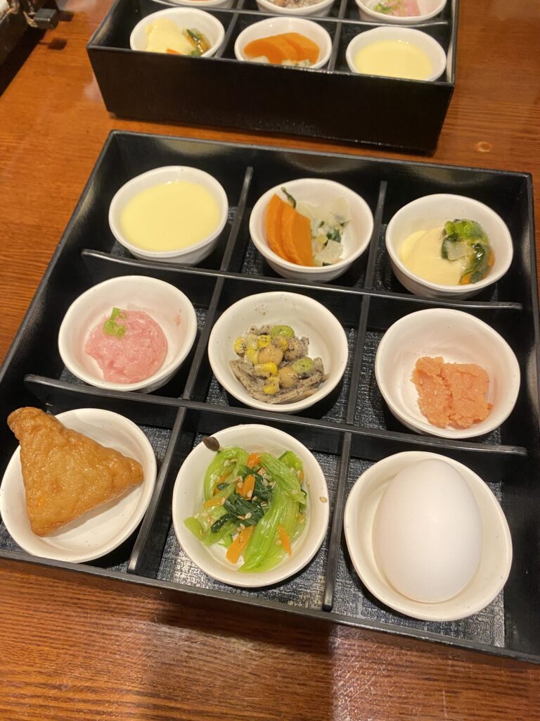 朝食