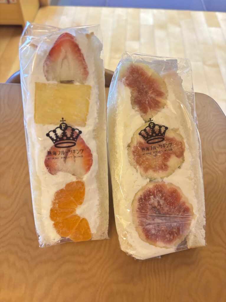 フルーツサンド