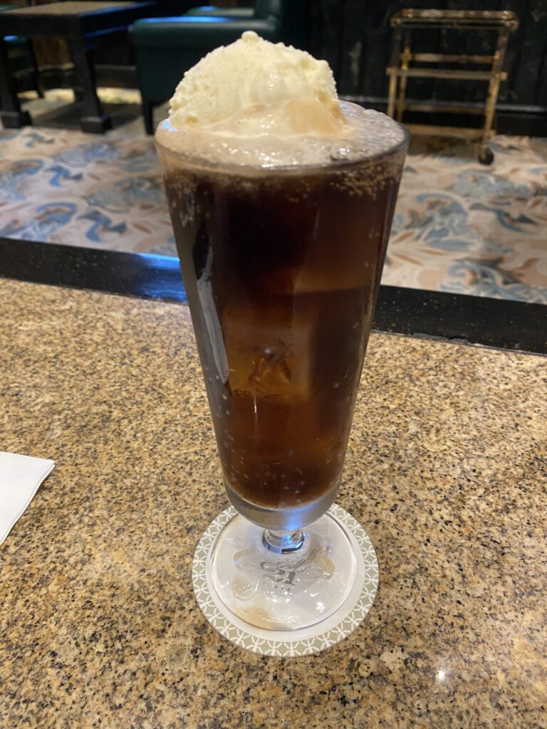 コーラ